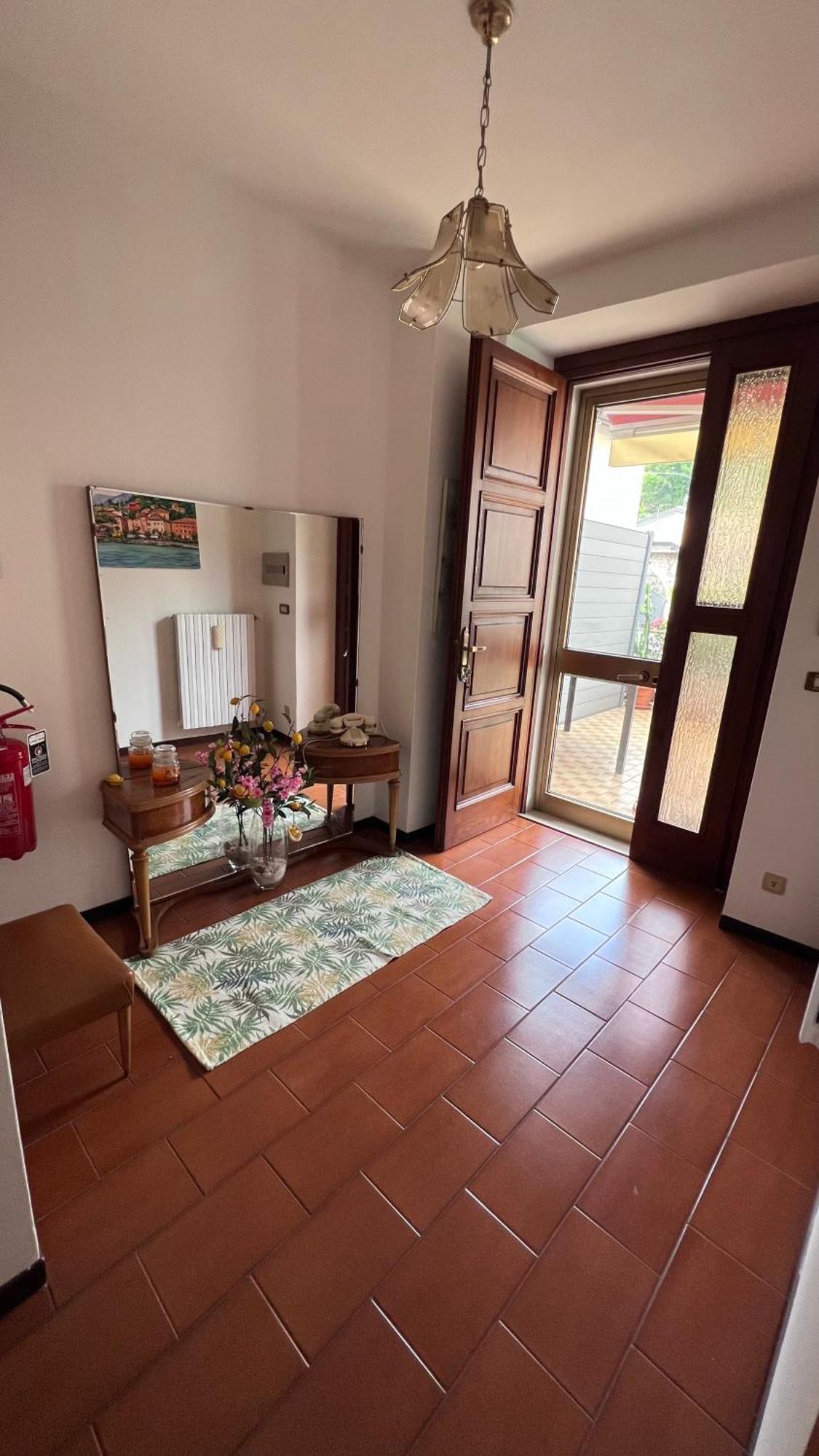 Casa Caterina 2 Storey House, With A Mountain View Toscolano Maderno Buitenkant foto